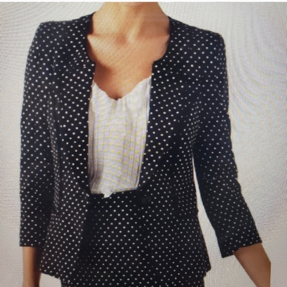 White House Black Market Jackets & Blazers - NWT WHBM Dot Jacquard jacket - 6